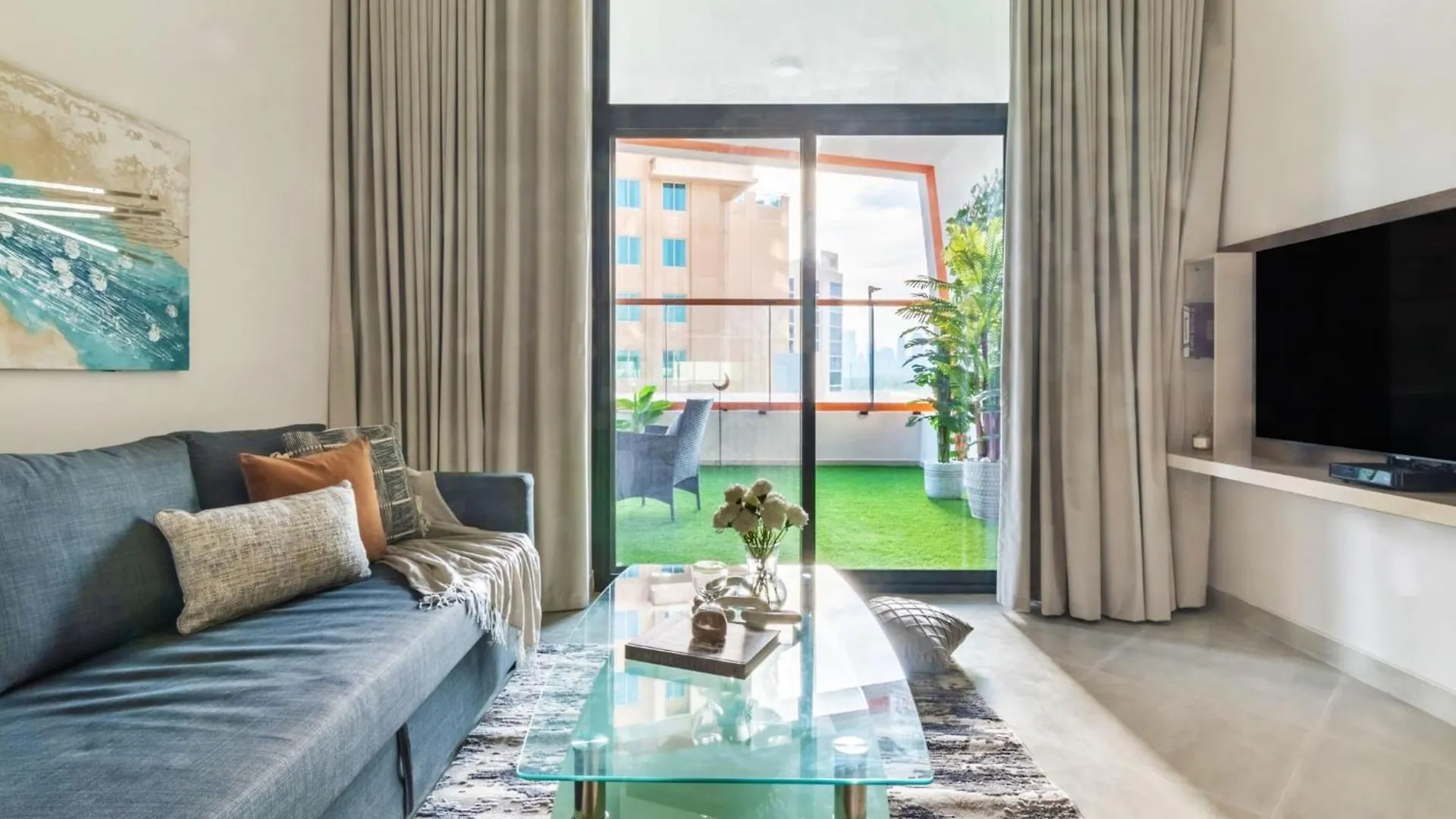 Corner Big Balcony Unit With Burj Khalifa View Apartment Dubai