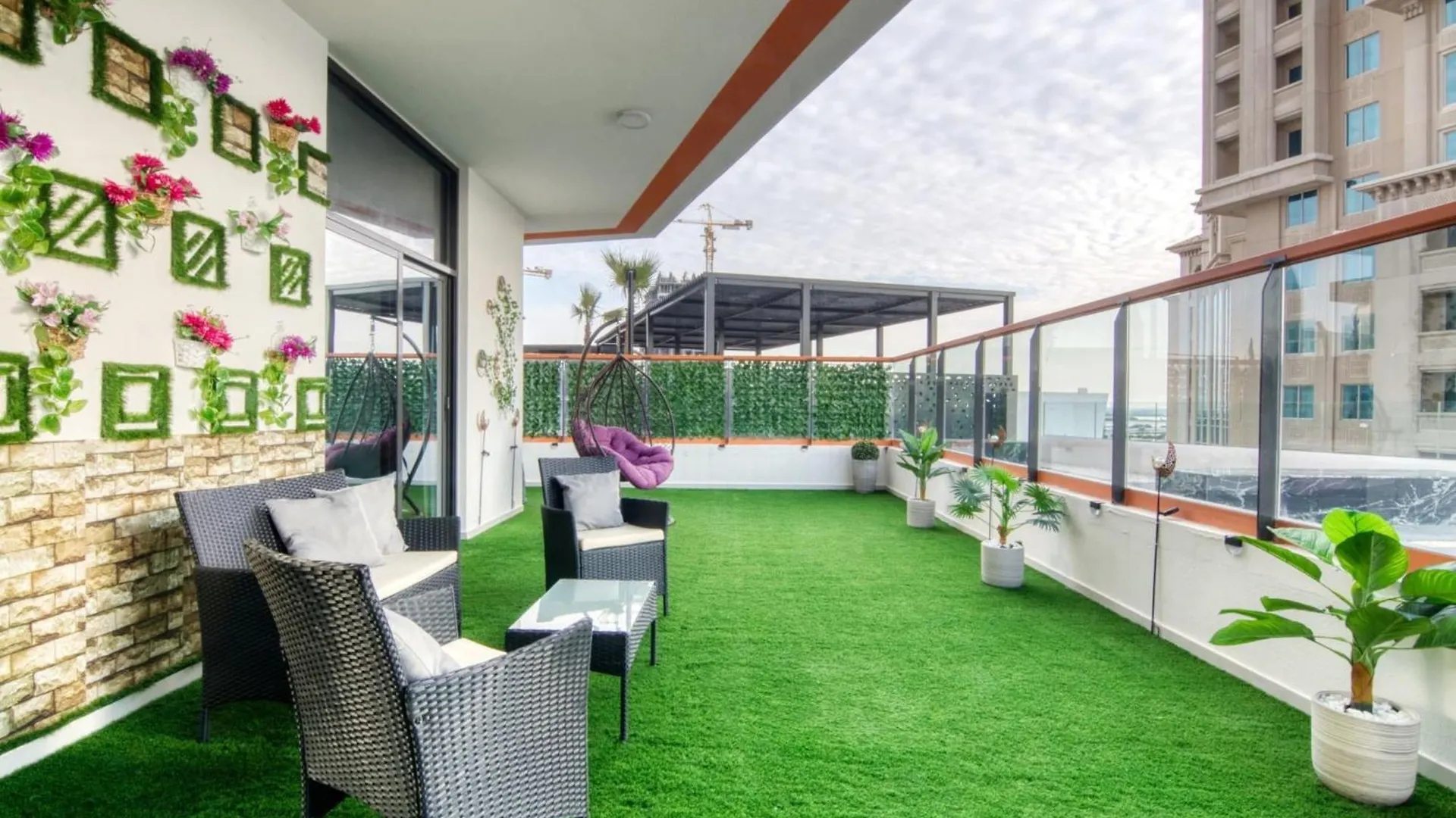Corner Big Balcony Unit With Burj Khalifa View Apartment Dubai